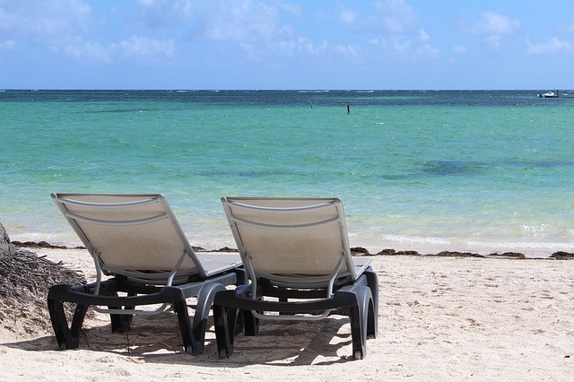 Punta Cana vakantie, strand, zee, strandstoelen