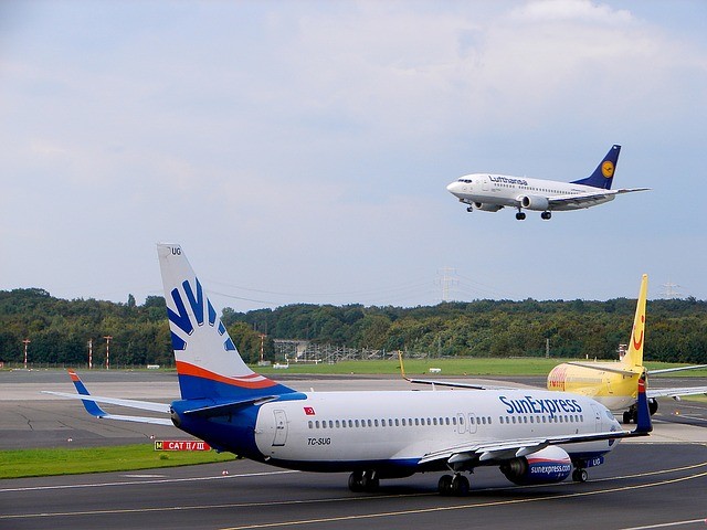 Düsseldorf Airport vliegtuigen