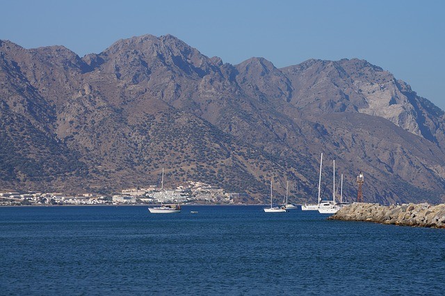 Kos Griekenland boten bergen zee