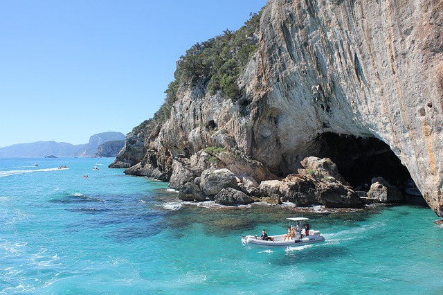 Sardinië Italië grotten boot