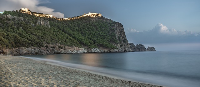 Vakantie Alanya Turkije strand kasteel