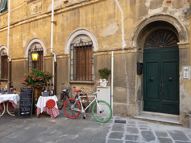 Hotel restaurant Pisa Italië vakantie