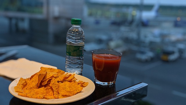 Luchthaven business lounge eten drinken