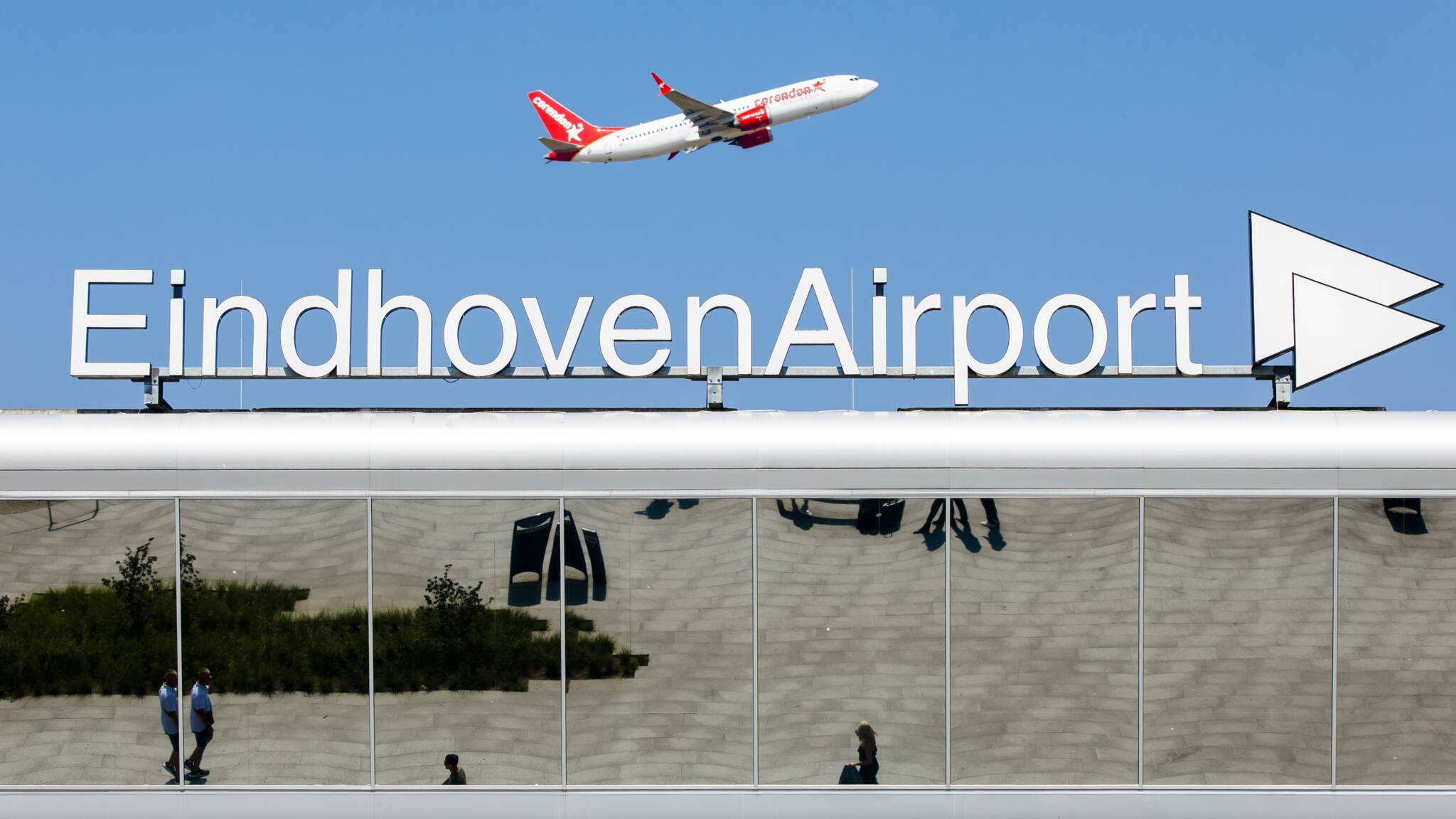 Faciliteiten Eindhoven Airport Kiesjevliegreis.nl Faciliteiten Eindhoven Airport Kiesjevliegreis.nl