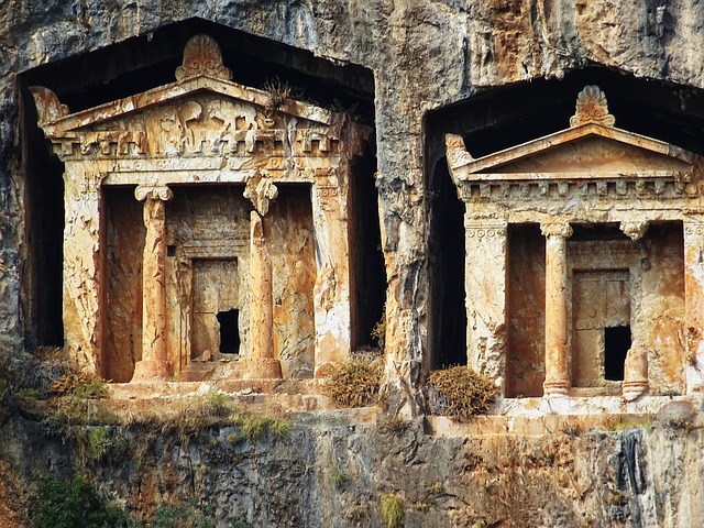 Rotsgraven Dalyan Turkije