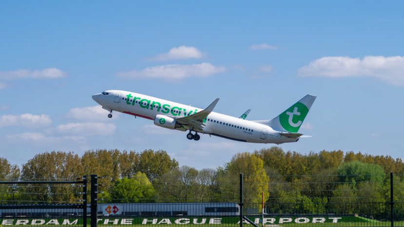 Rotterdam The Hague Airport vliegtuig Transavia